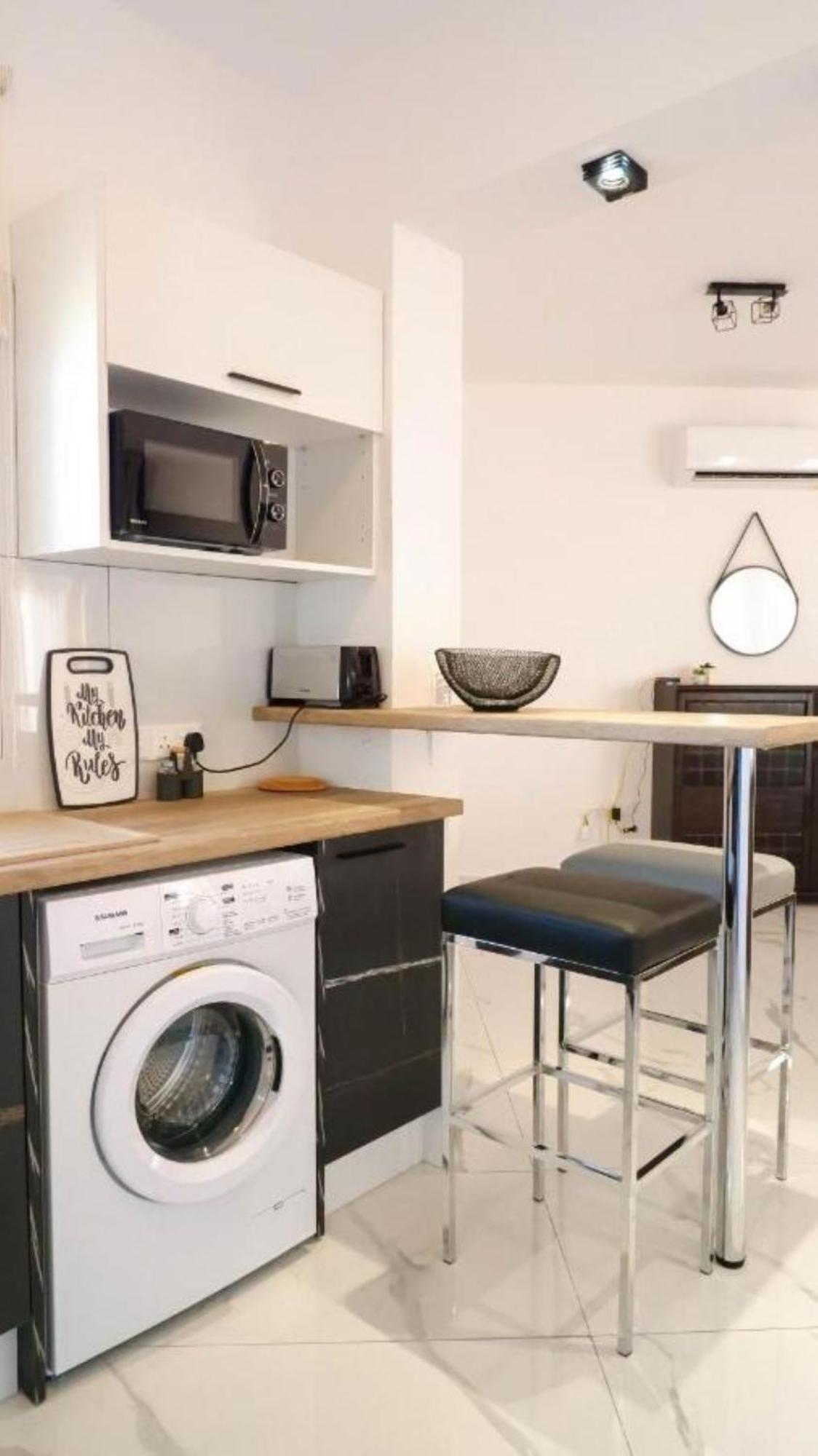 H&O Boulevard Breeze Apartment! Paphos Exterior foto